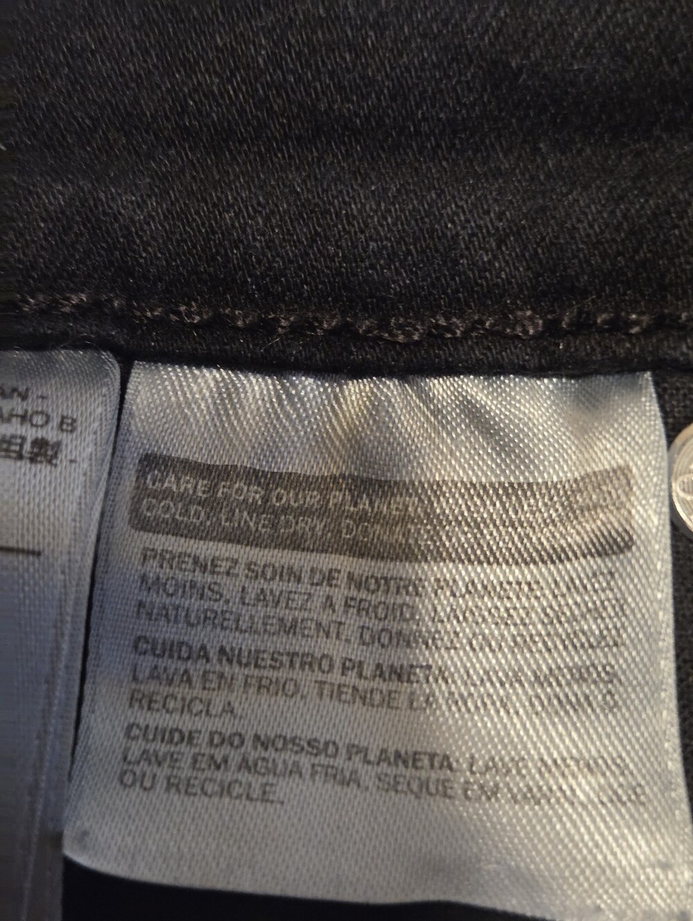 Levi's Black Flared-Leg Jeans Size 14 - Picture 11 of 16